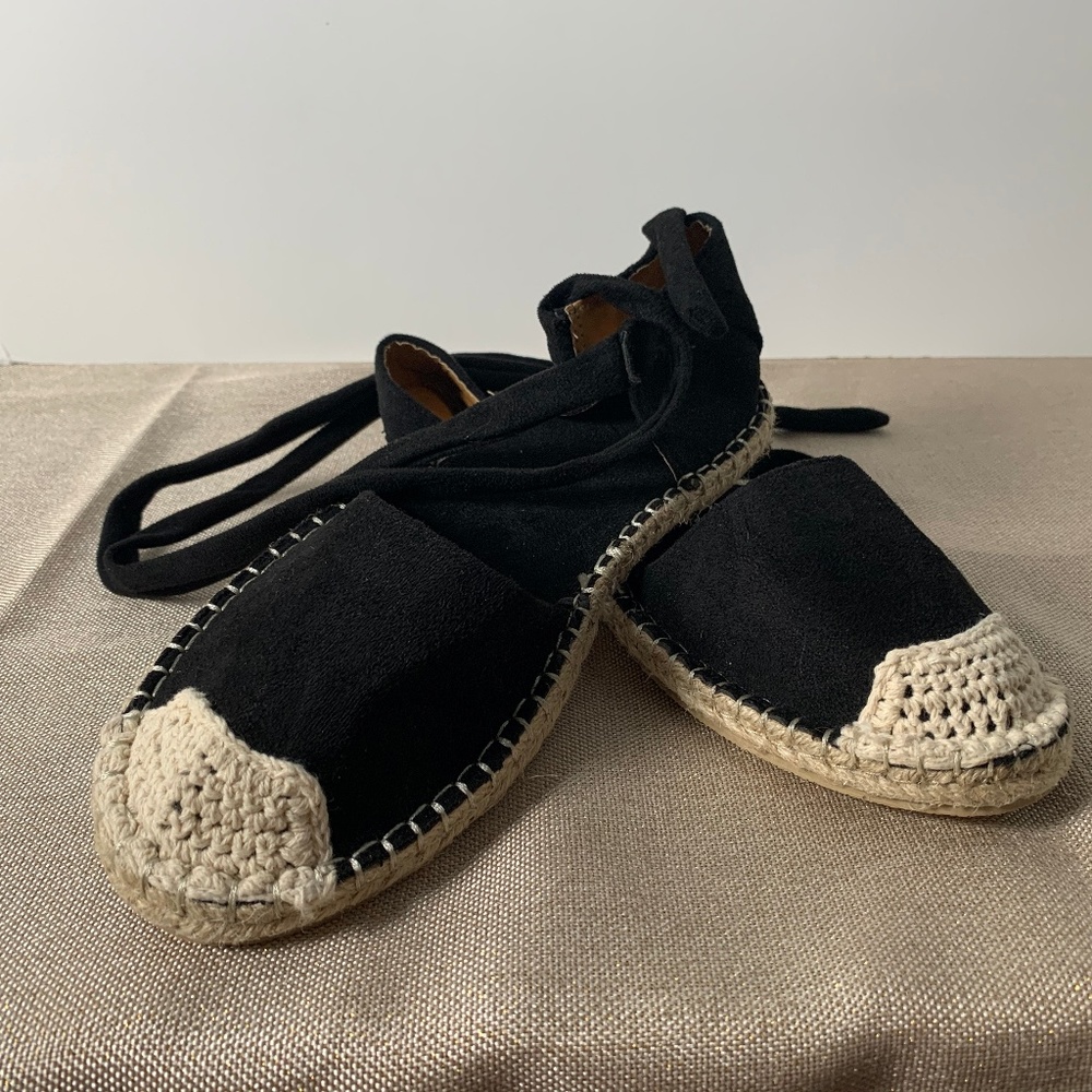 Slip on Tie shoes